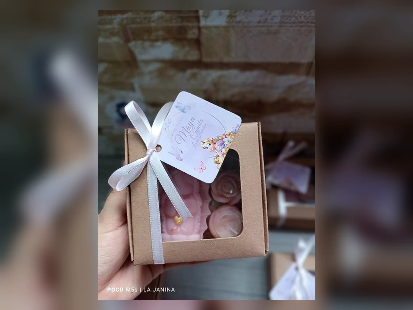 Vela Virgencita personalizada en caja kraft